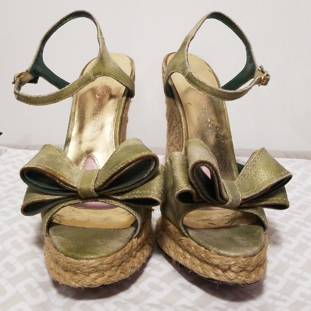 Paris Hilton Wedge
